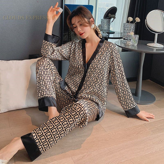ElegantPyjamas | Schlafanzüge für Frauen - Fiadora